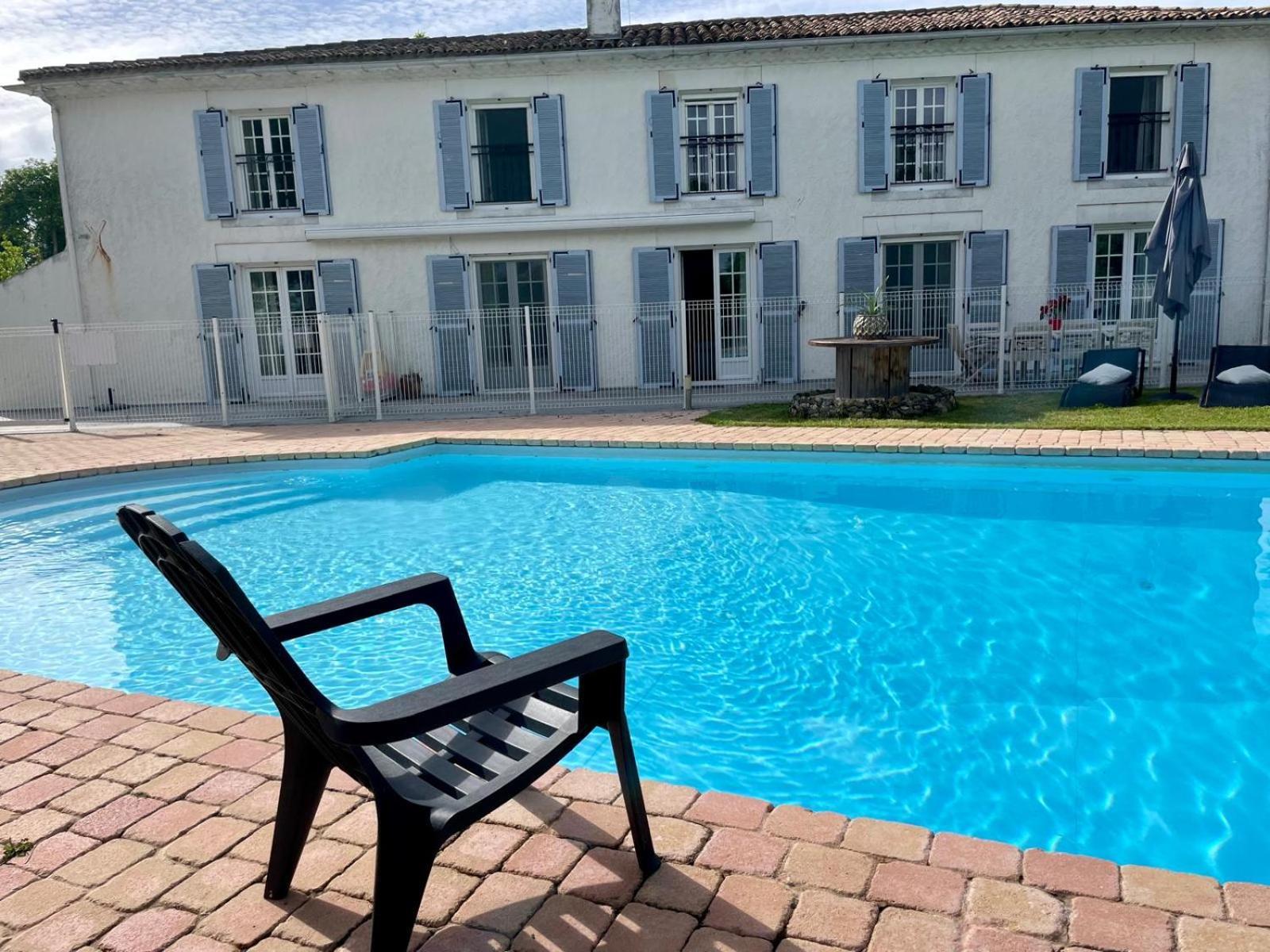 Domaine Du Galon D'Or Villa Arvert Exterior photo